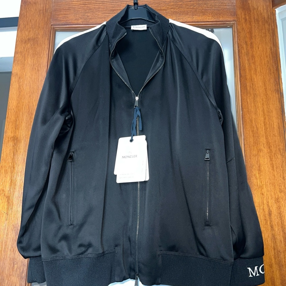 Moncler Black track Jacket size 48 men’s medium Wms large